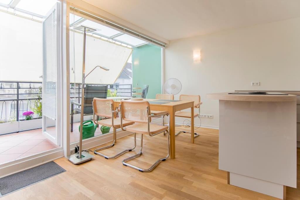Modernes, Sonniges Appartement Im Herzen Von Duesseldorf エクステリア 写真